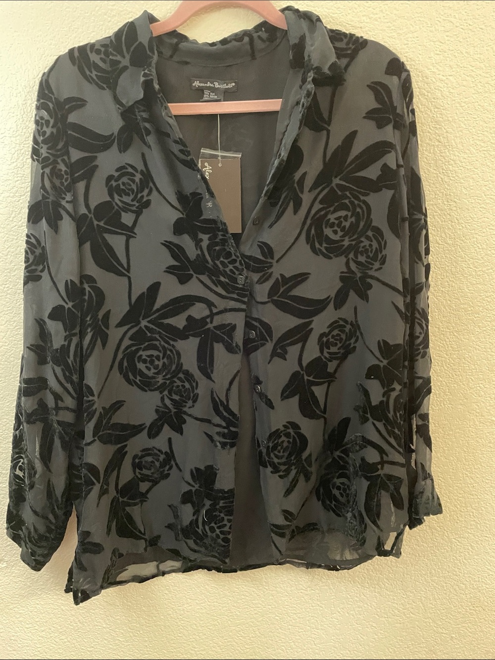 NWT Alexandra Bartlett Black Floral Burnout silk blend Button-Down Shirt L 22x29